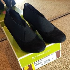 Blee, Black Naturalizer Short Boot Heel